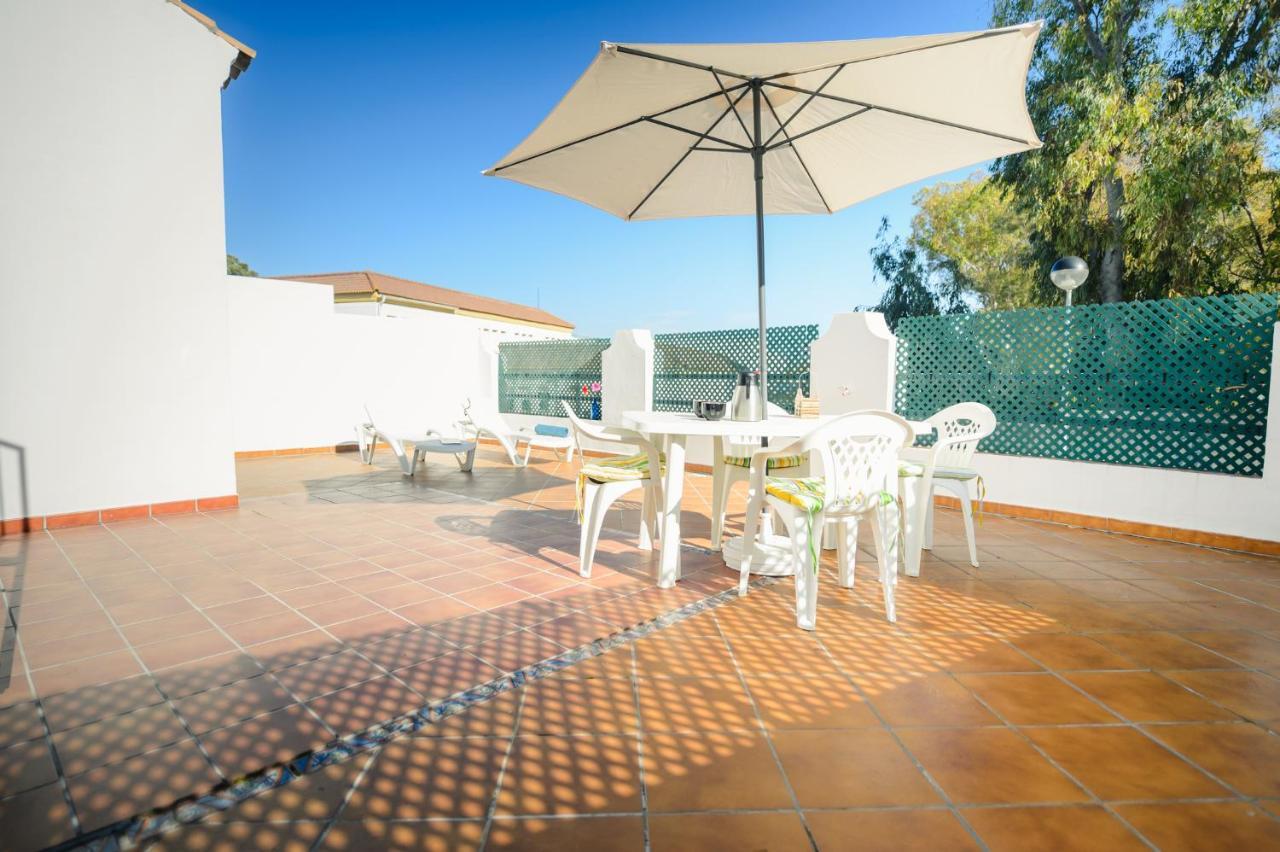 Apartamentos Rotonda Conil De La Frontera Exterior photo