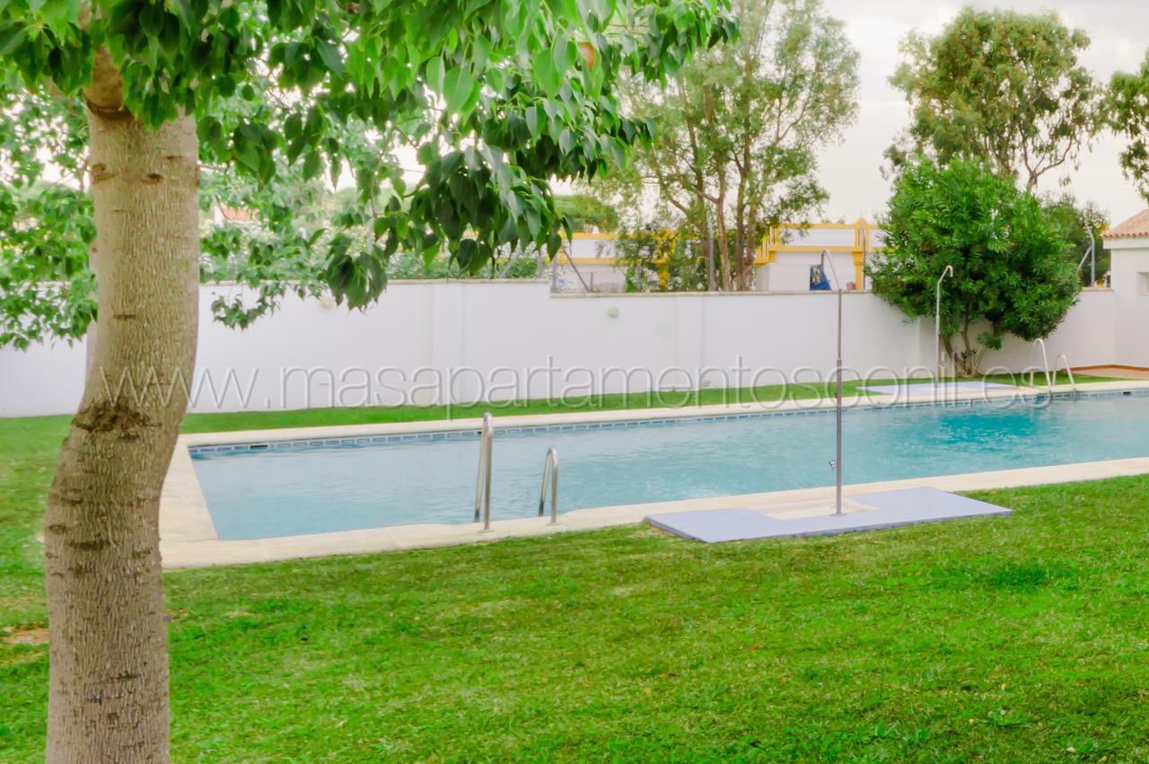 Apartamentos Rotonda Conil De La Frontera Exterior photo